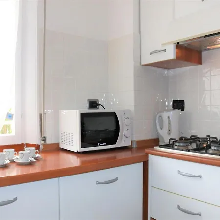 דירה Beachfront Luminous Flat In ביביונה