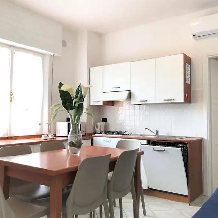 Appartamento Beachfront Luminous Flat In Bibione